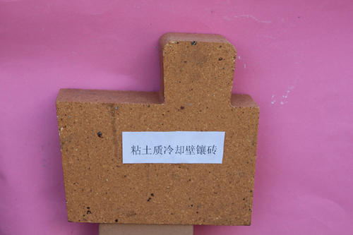 粘土质冷却壁镶砖